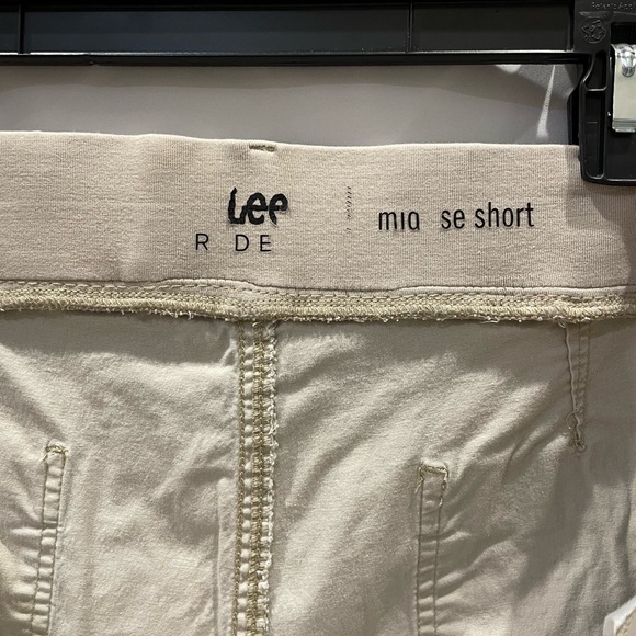 Lee Shorts - Picture 2 of 7